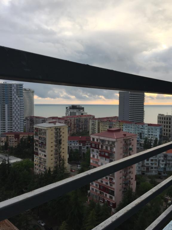 Stars Apartment Batoemi Buitenkant foto