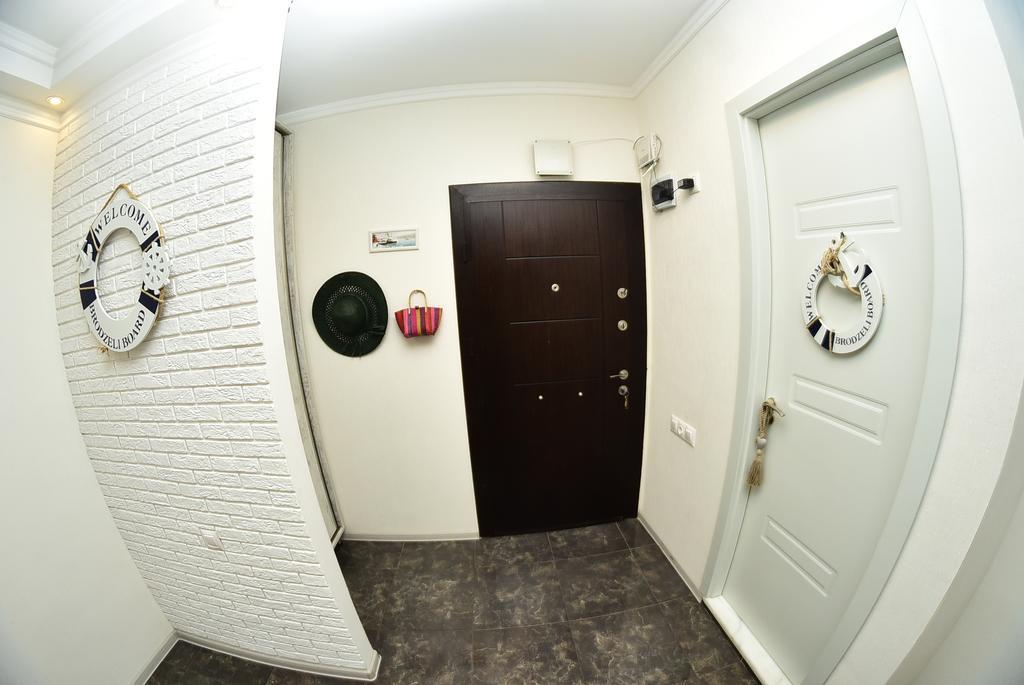 Stars Apartment Batoemi Buitenkant foto